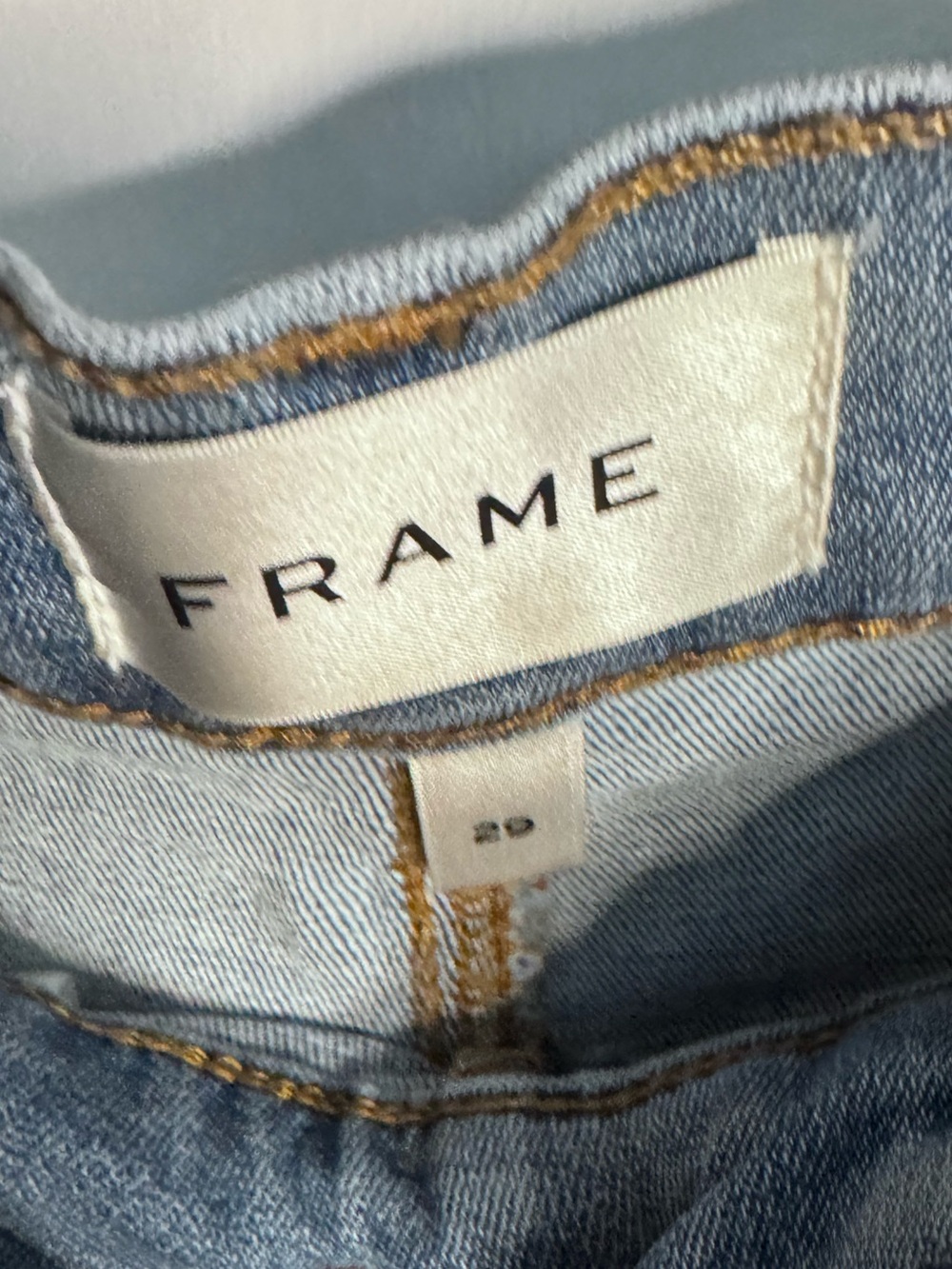 FRAME The High Rise Wide Jeans Size 29 NWT Temper Light Wash Wide Leg Denim - Picture 6 of 11